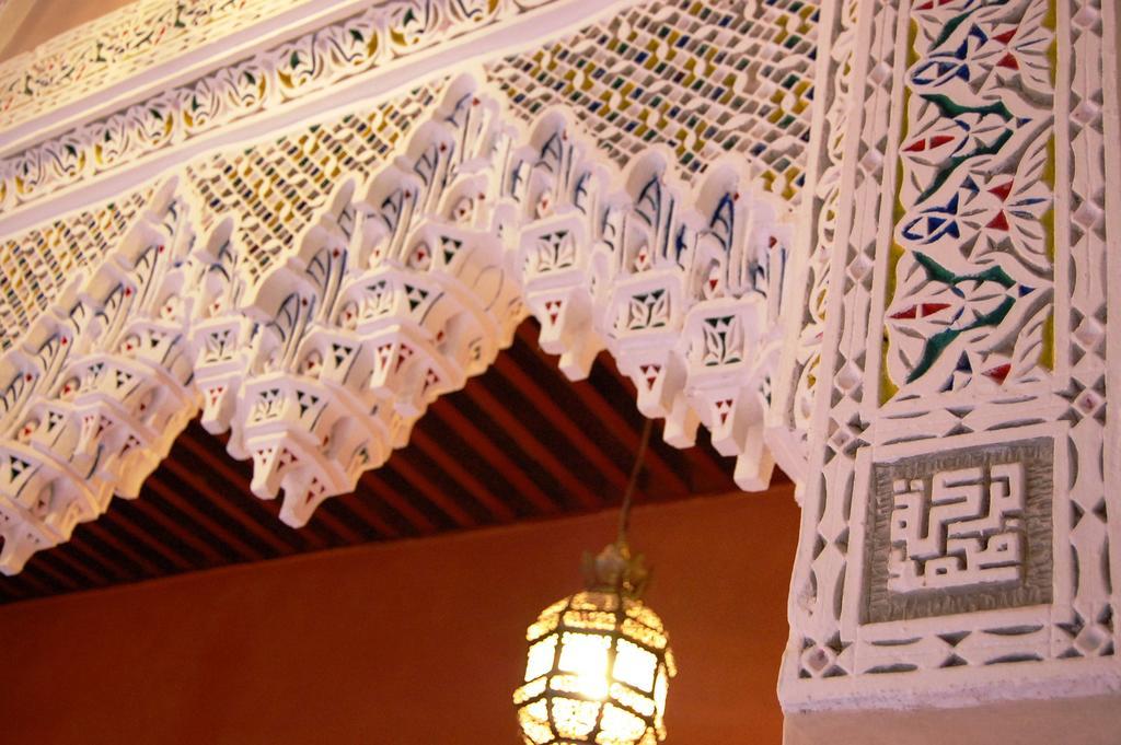 Riad Benchekroun مكناز المظهر الخارجي الصورة
