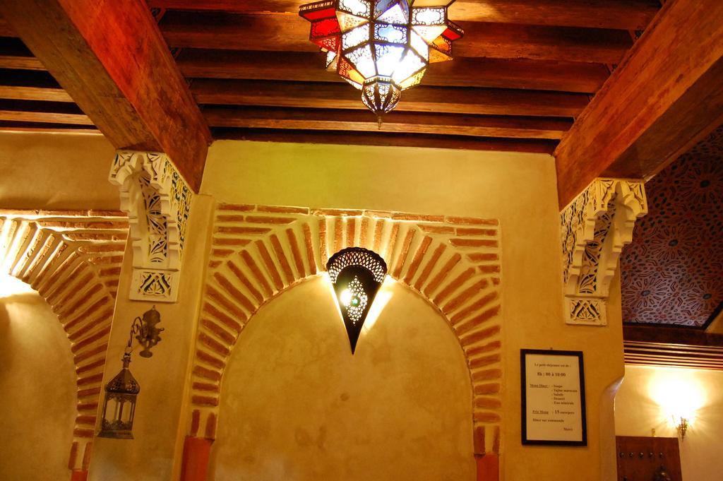 Riad Benchekroun مكناز المظهر الخارجي الصورة