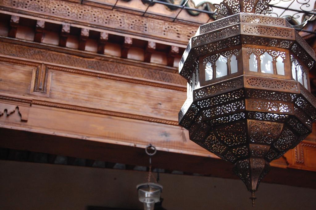 Riad Benchekroun مكناز المظهر الخارجي الصورة