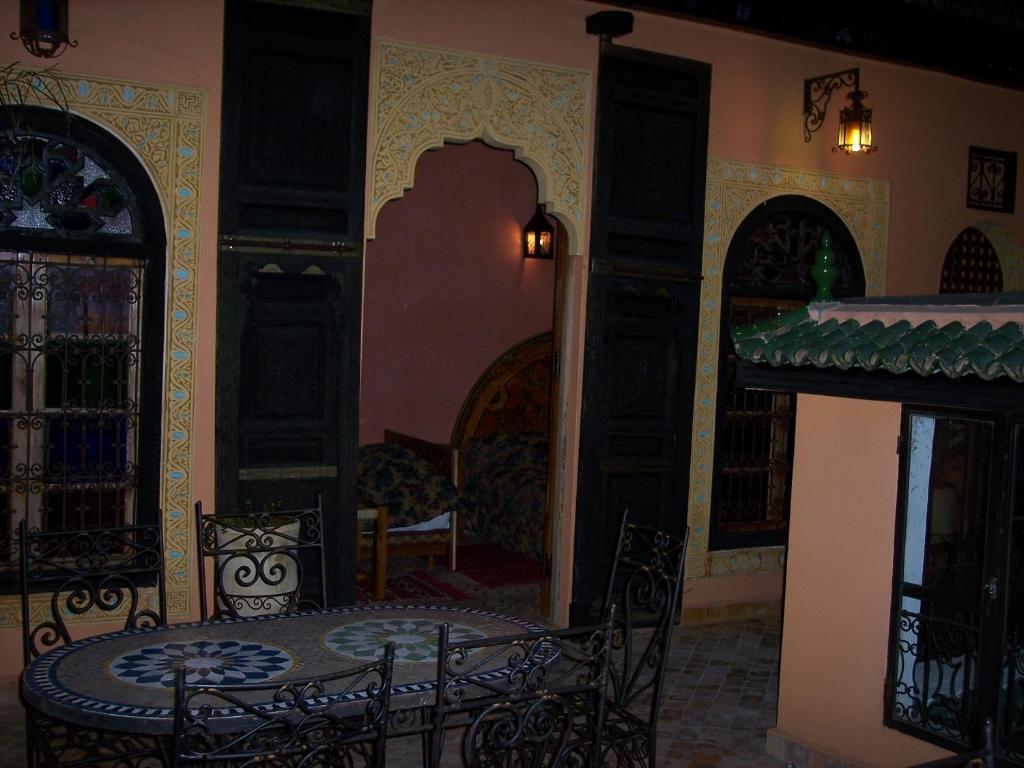 Riad Benchekroun مكناز الغرفة الصورة